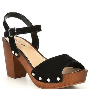 Gianni Bini Renella black platform sandals size 8